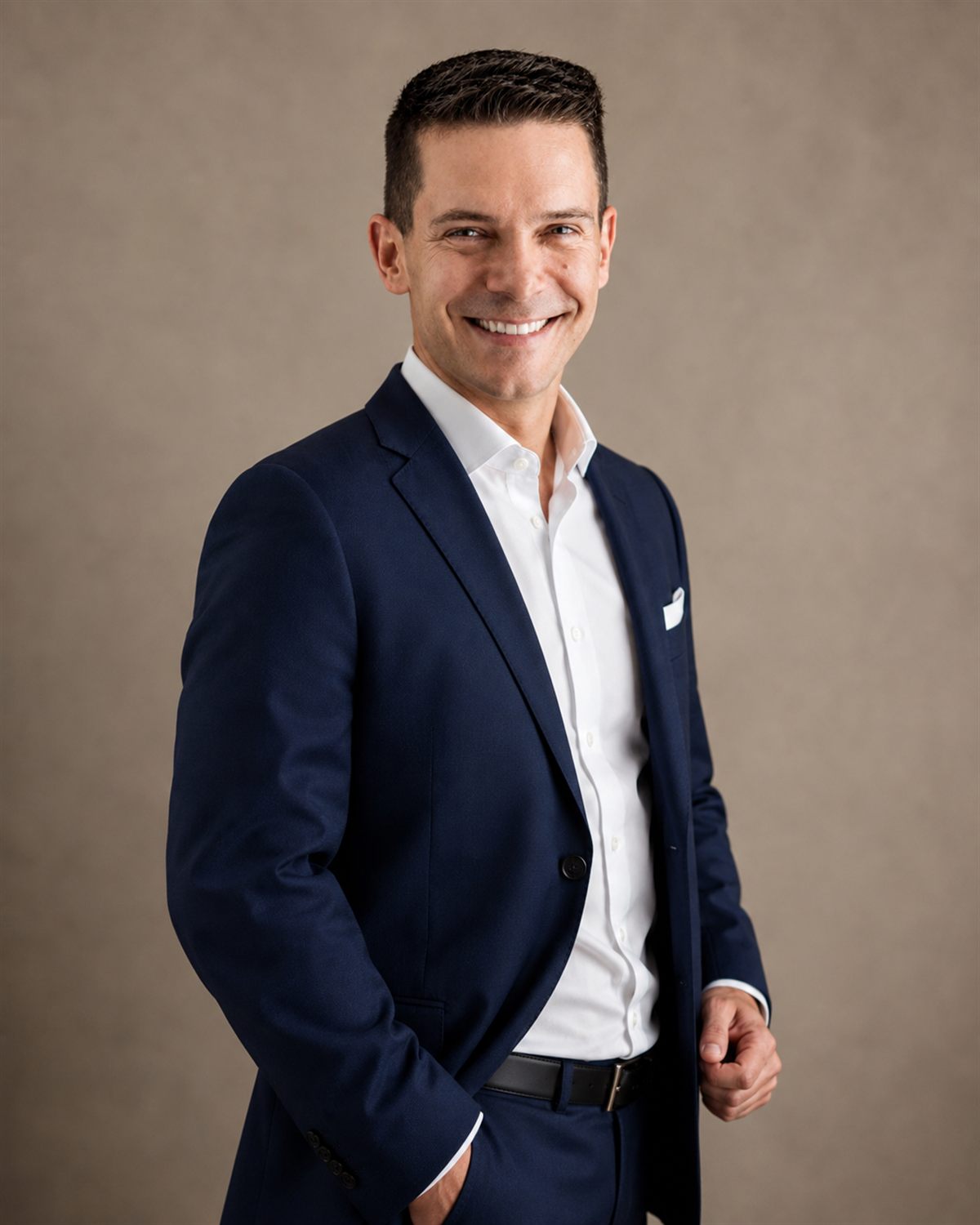 Dominik Engel, Co-Founder e CEO
